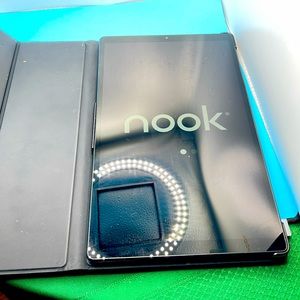 Preowned Lenova nook